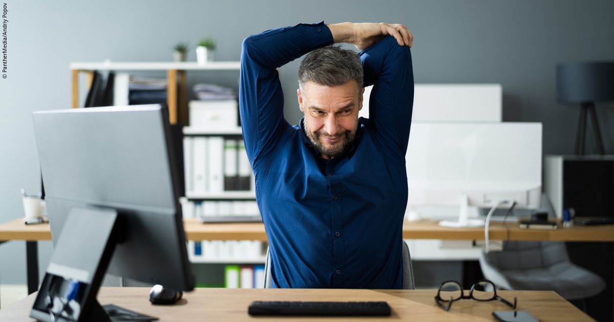 Micro-workout movement break in daily life
